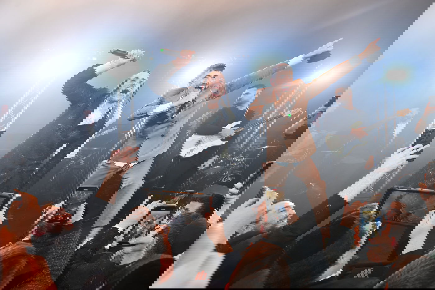 החתונה של שמוליק סוכות