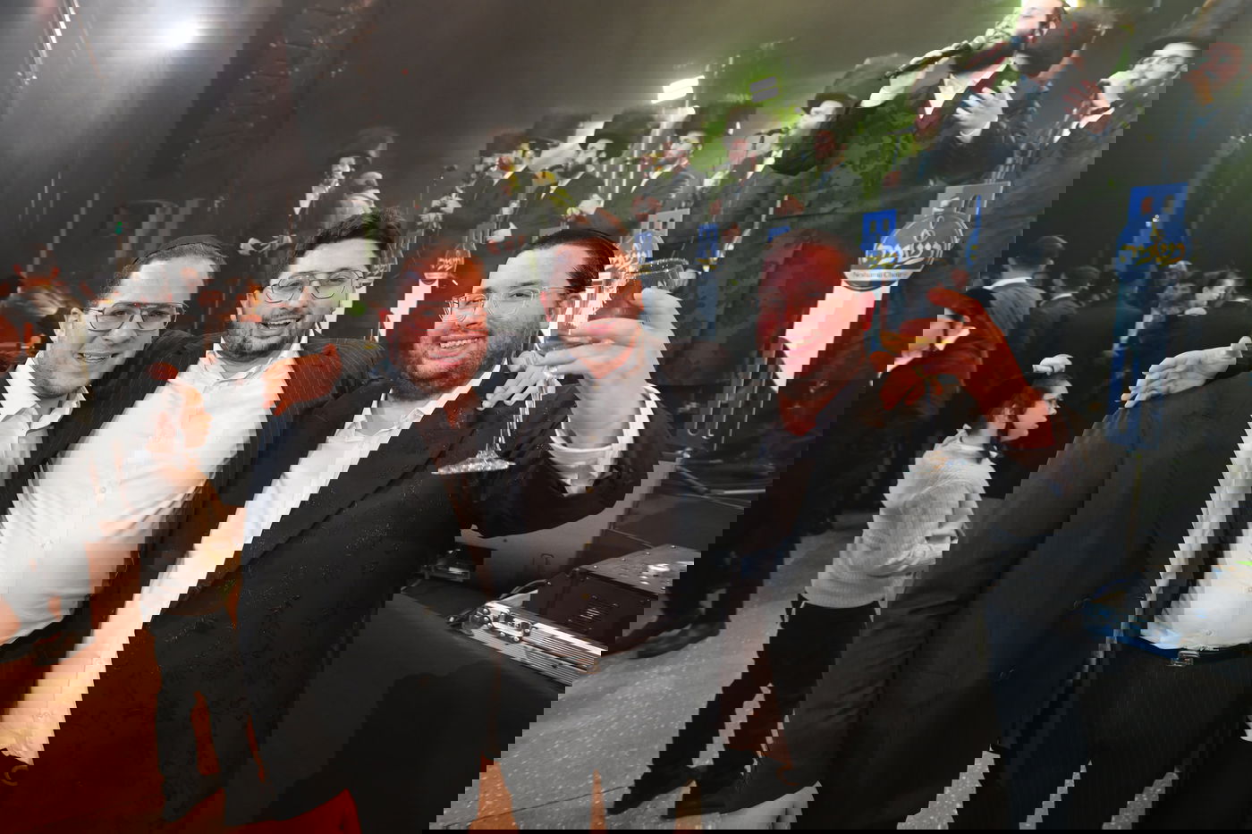 החתונה של שמוליק סוכות