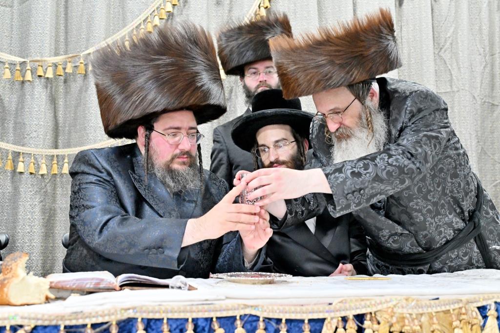 שמחת אירוסי בן האדמו"ר מזוטשקא אמסנא