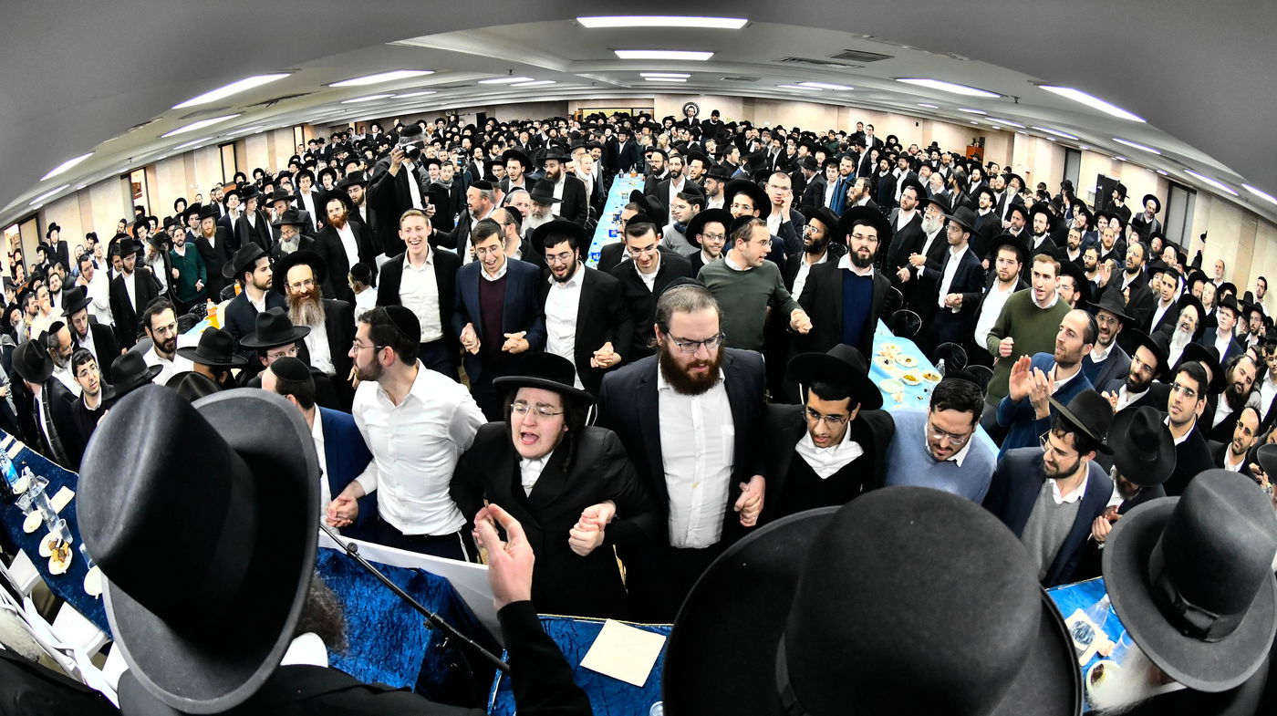 מעמד סיומי הש"ס בישיבת מיר 