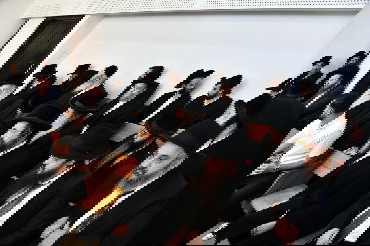 חרדים בבית משפט השלום בתל אביב