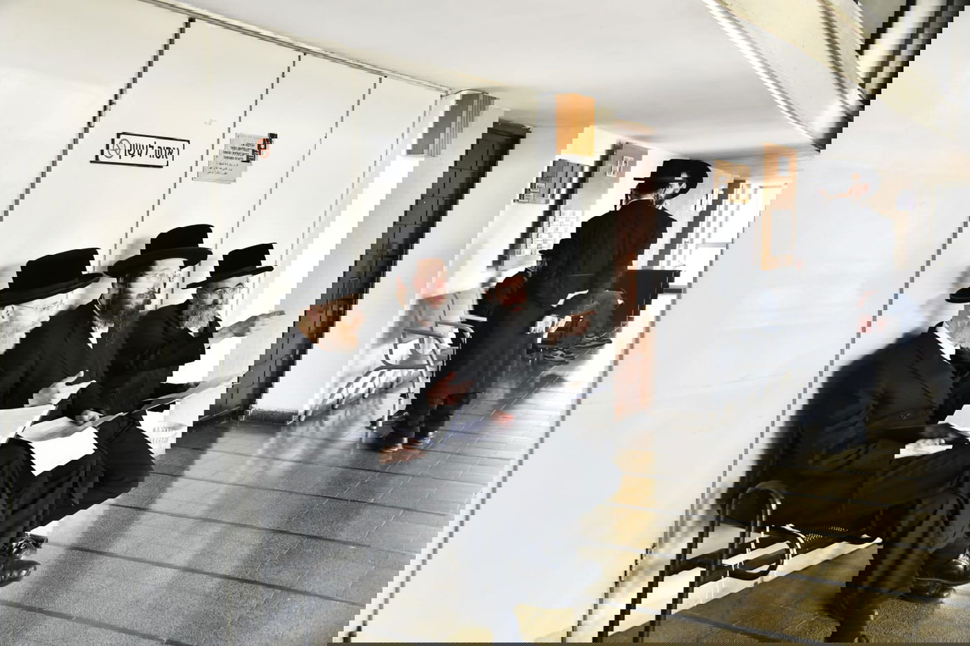 חרדים בבית משפט השלום בתל אביב