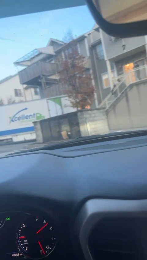 המשאית ע"י ביתו של האברך במונרו