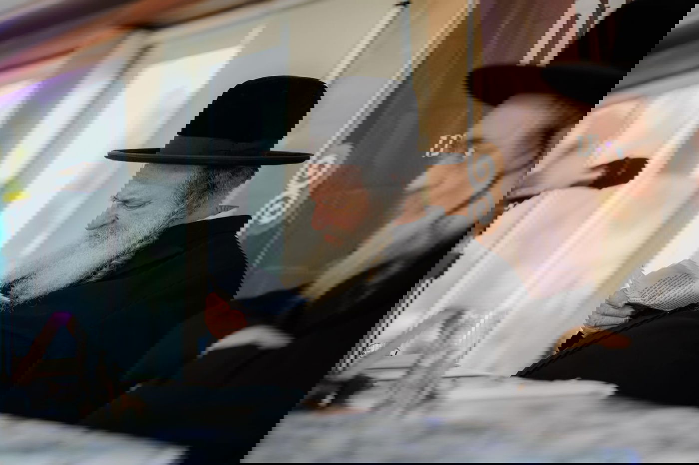 הגאון רבי שאול אלתר ב'קבר רחל'