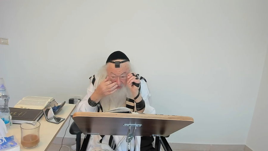 הרב יעקב דוד סטפנסקי בשיעור על מסכת יומא