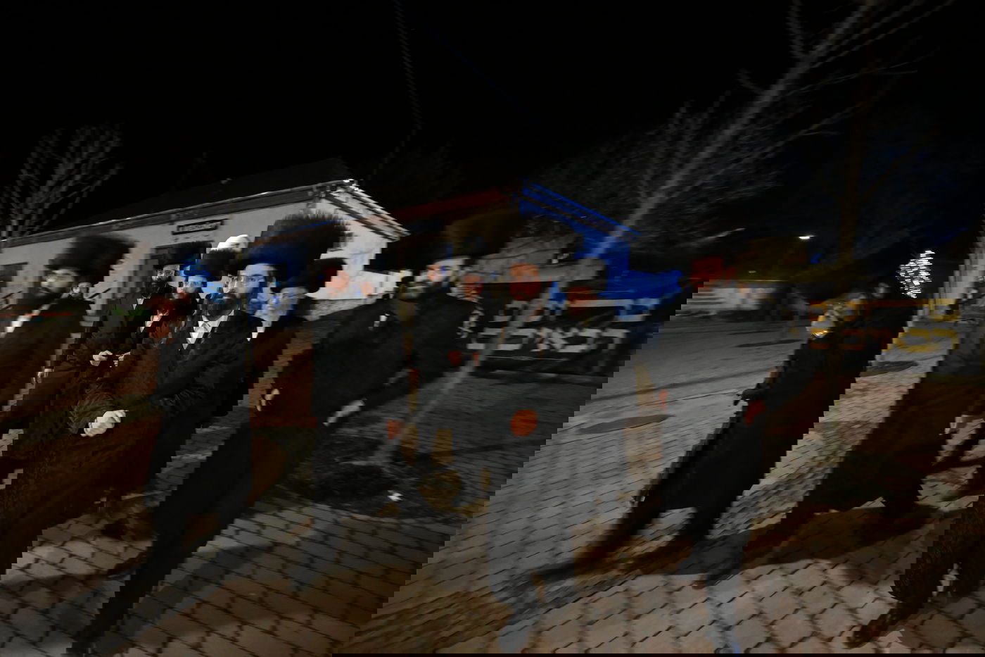 האדמו"ר מזוויעהיל בקרעסטיר