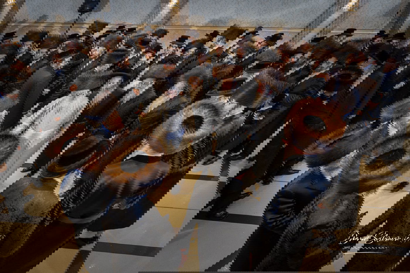 שמחת נישואי נכד האדמו"ר ממשכנות הרועים בלונדון