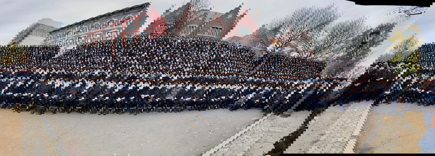 תחת אבטחה כבדה: אלפי שלוחי חב"ד נעמדו לתצלום המסורתי