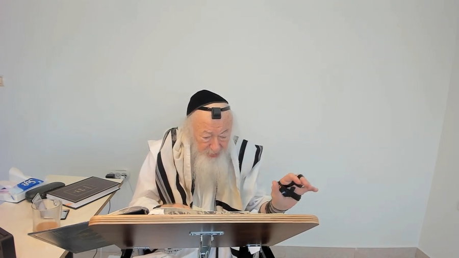 הרב יעקב דוד סטפנסקי בשיעור על מסכת יומא
