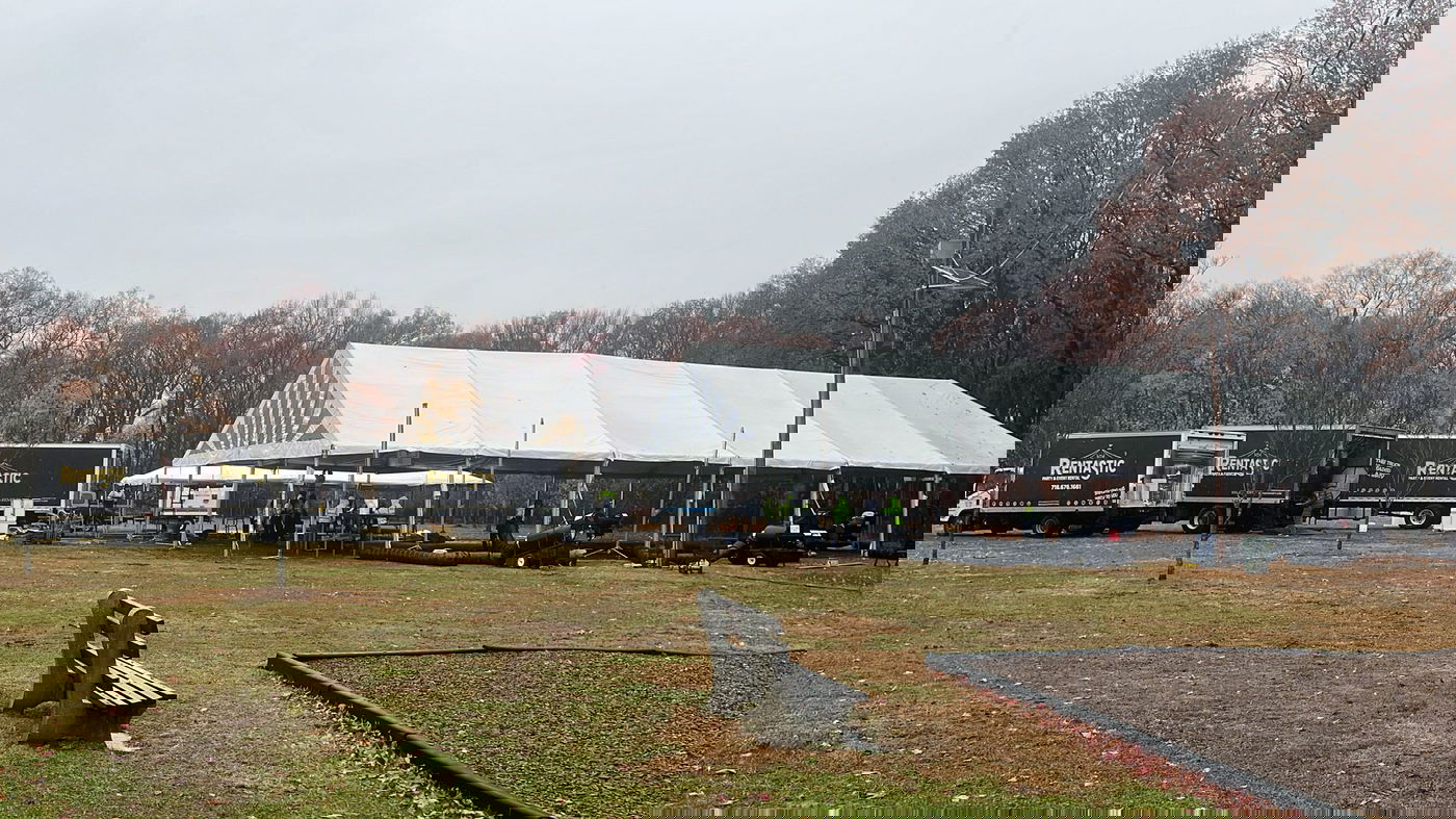 האדמו"ר מבאבוב 45 בשב"ק ביוניון סיטי