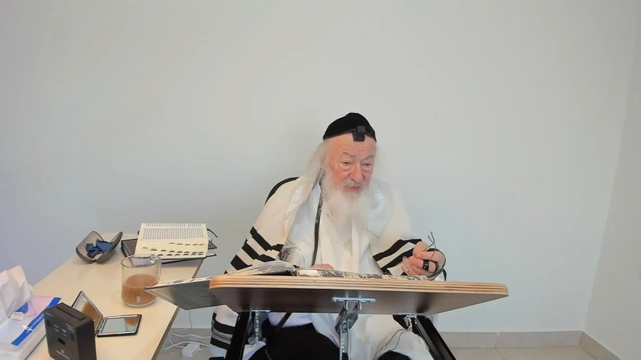 הרב יעקב דוד סטפנסקי בשיעור על מסכת יומא