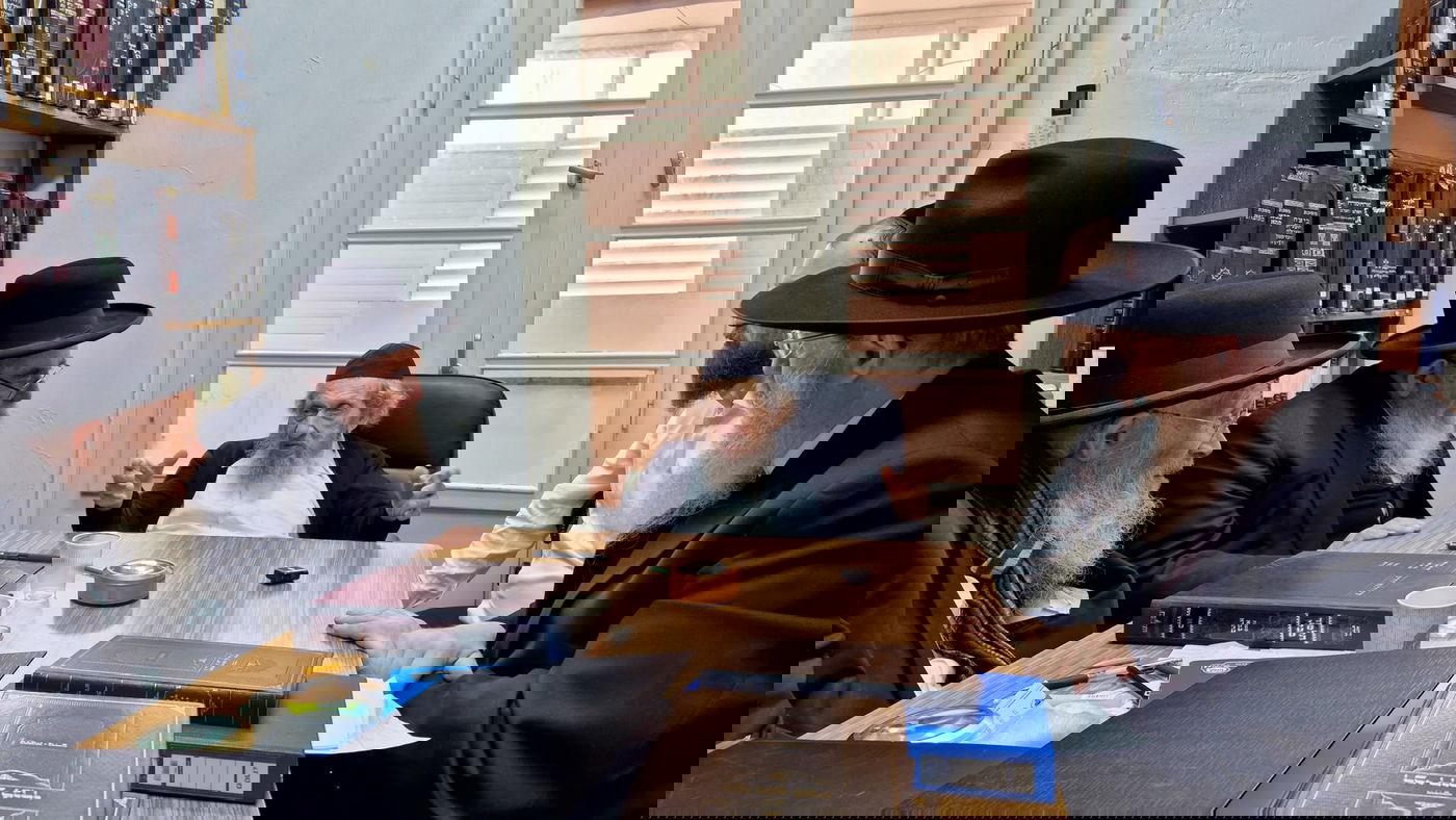 הרב סאלים בשבועות האחרונים בבית הגר"ד לנדו