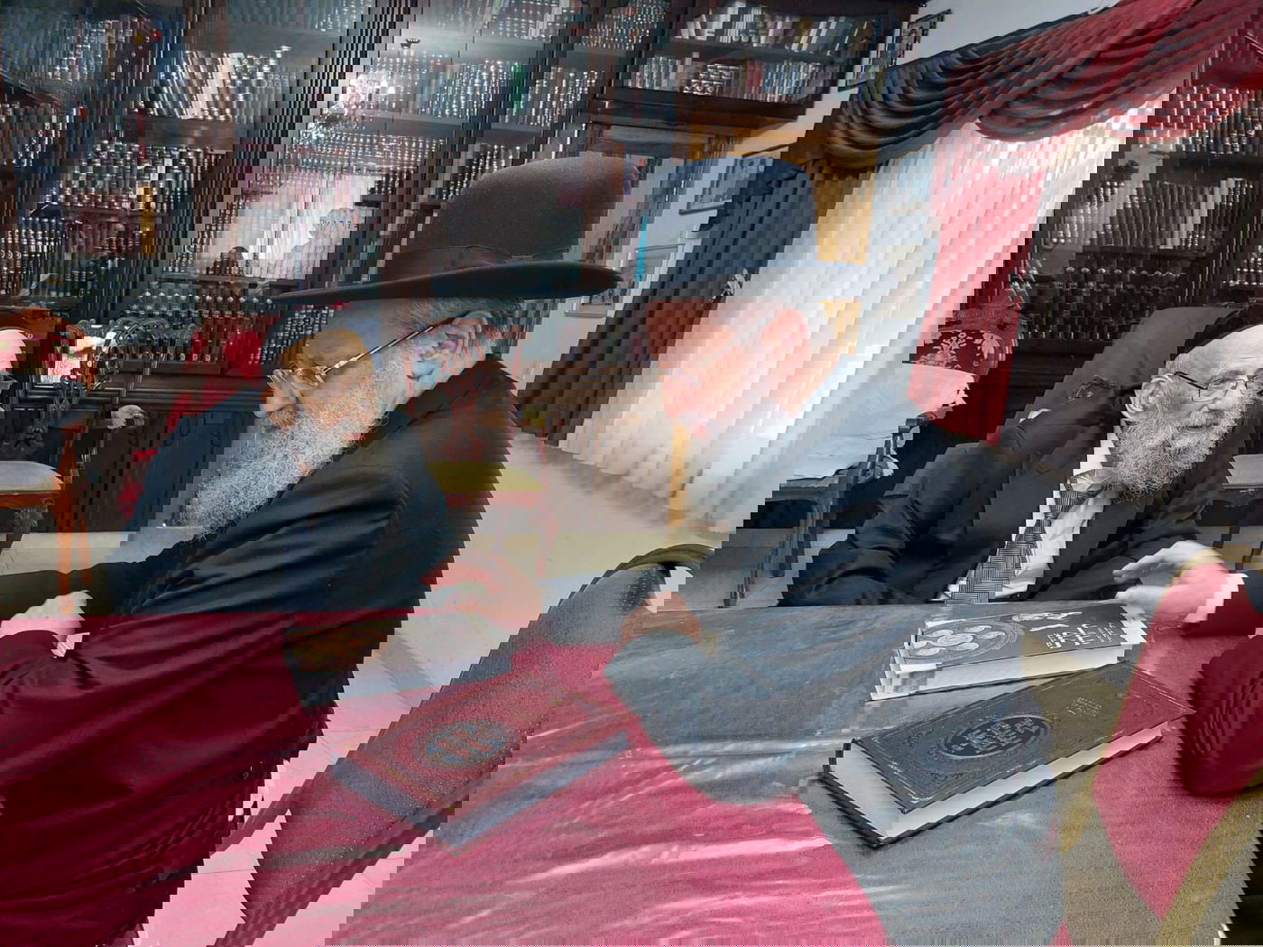 הגאון רבי דוד צדקה זצ"ל עם יבלחט"א הראשל"צ הגר"ד יוסף