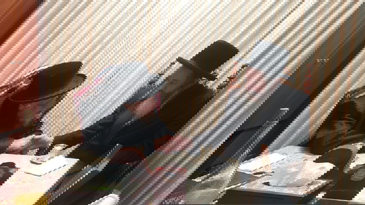 האדמו"ר מרחמסטריווקא ספרינג וואלי בביקור אצל האדמו"ר מקופיטשניץ