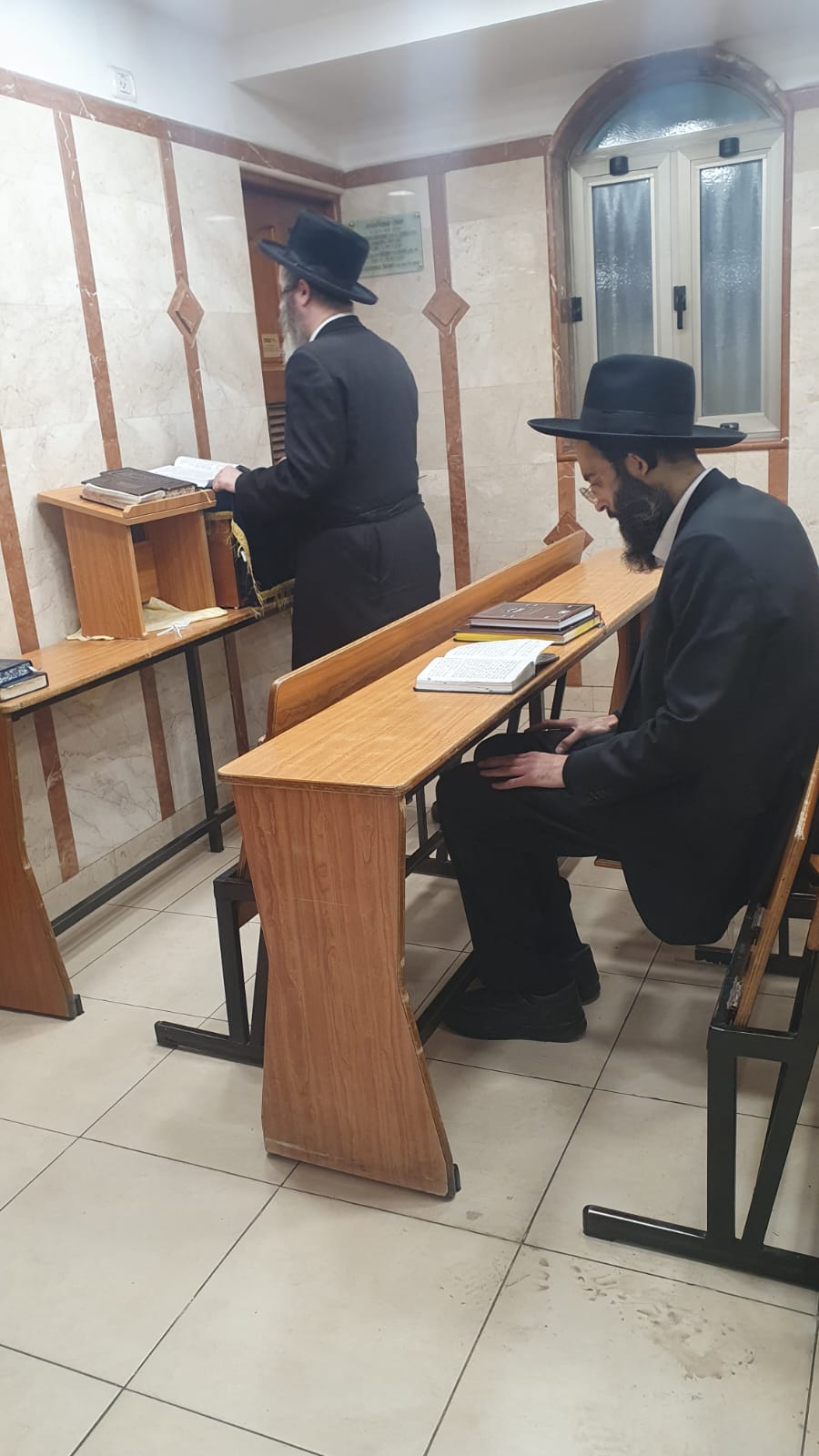 האדמו"ר מרחמסטריווקא ספרינג וואלי בביקור אצל האדמו"ר מקופיטשניץ