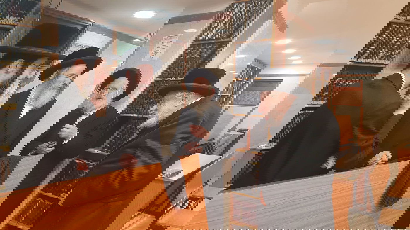 האדמו"ר מרחמסטריווקא ספרינג וואלי בביקור אצל האדמו"ר מקופיטשניץ