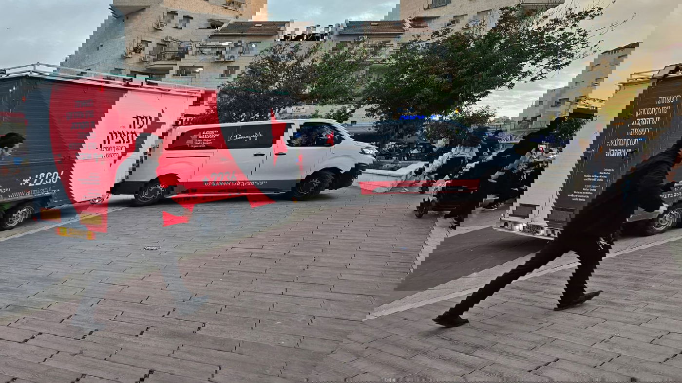 מבצע מדהים של דגימות מח עצם בבית שמש ע"י עזר מציון