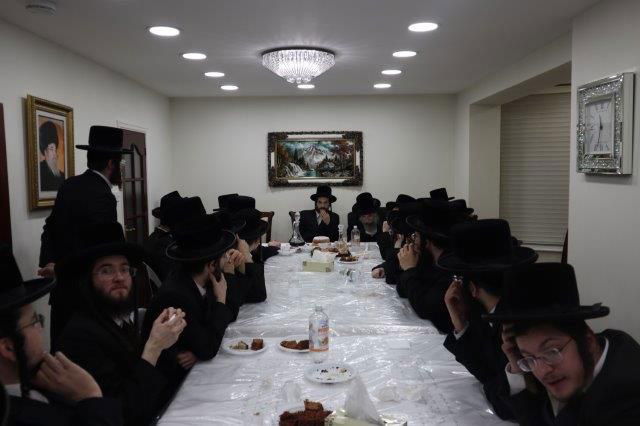 הרב שלום רוקח בביקור במאנטשסטר