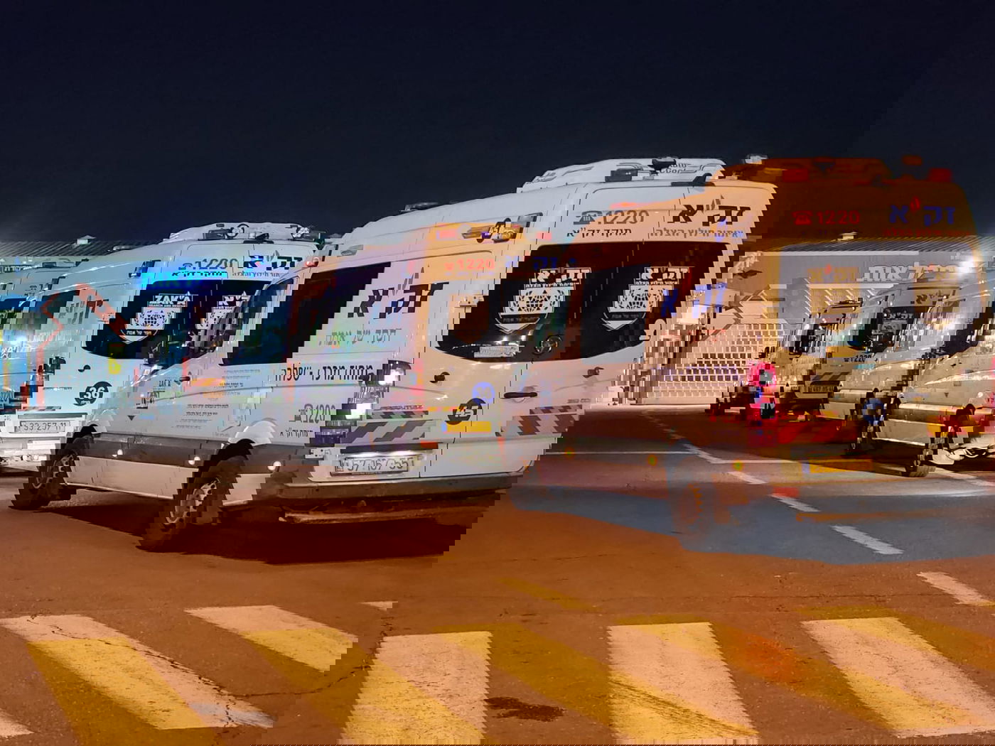 זק"א, אילוסטרציה