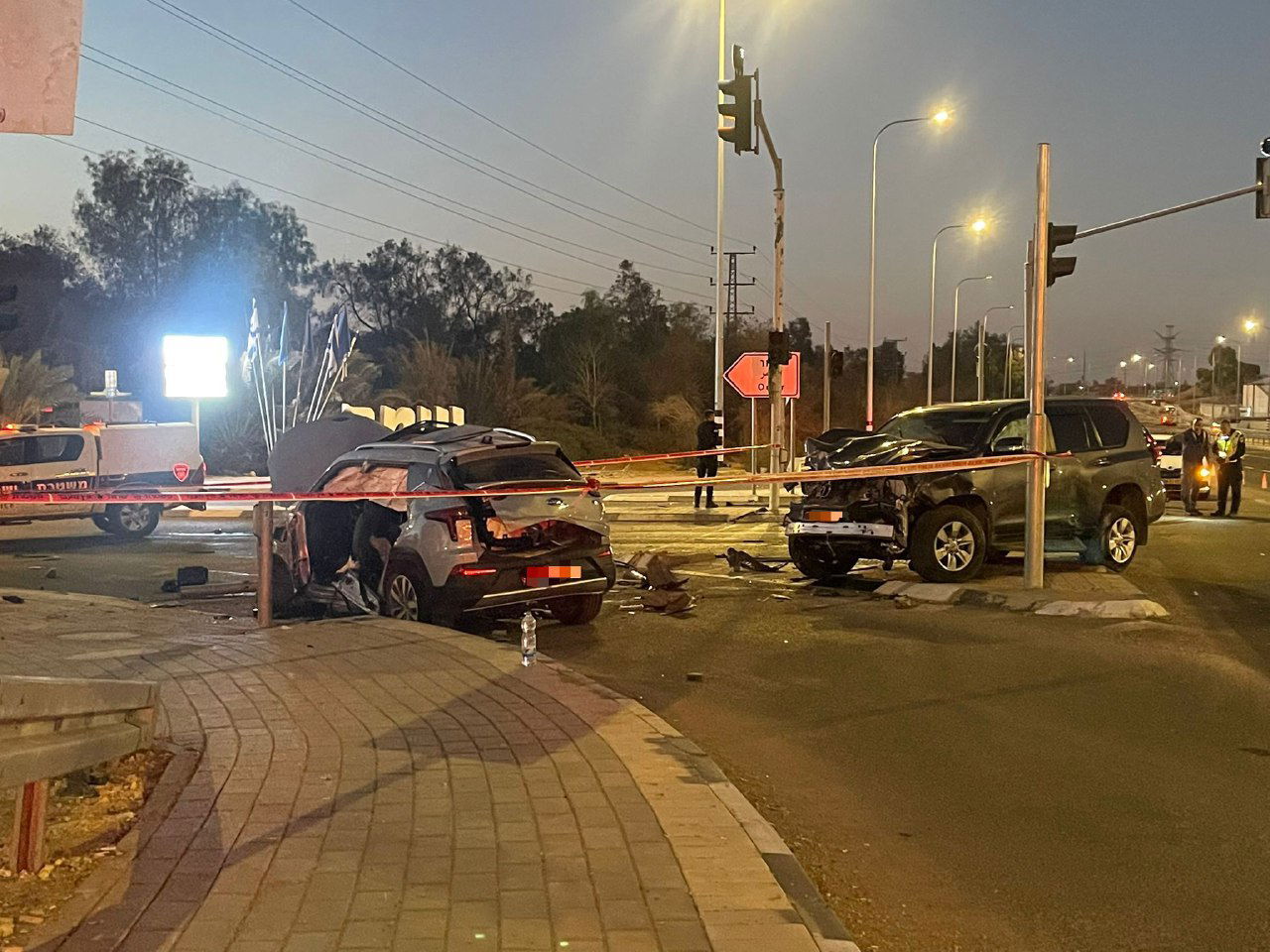 הזירה בכניסה לעומר