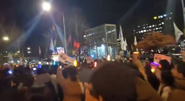 הפגנות בדרום קוריאה