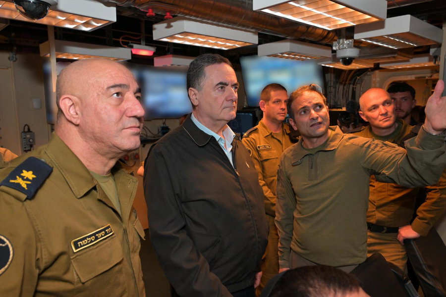 שר הביטחון ישראל כ"ץ מודה: צה"ל משמיד את הצי הסורי | זה האיום ששיגר למורדים