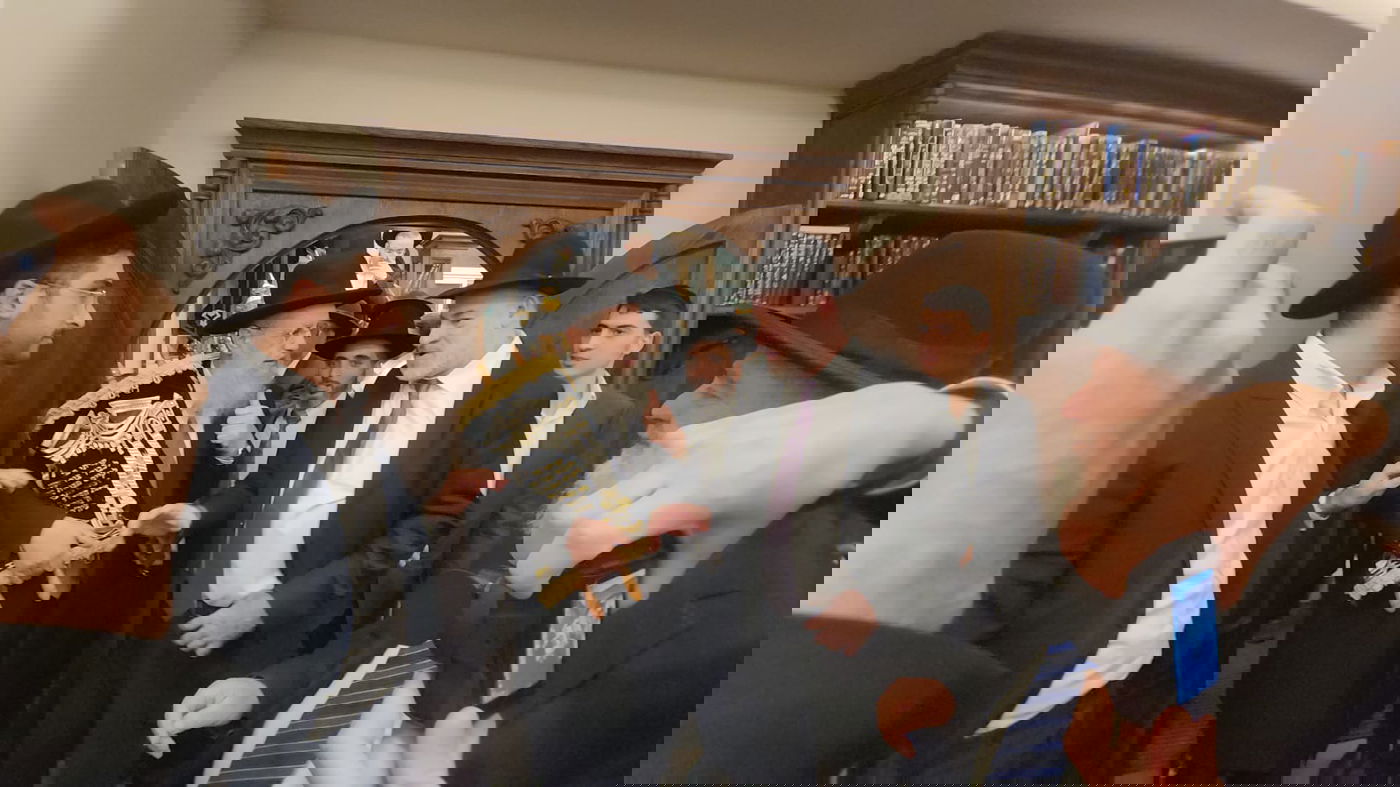 ערב ההכתרה | הראש"ל הגר"ד יוסף ביקר ב'בית הראשון לציון'