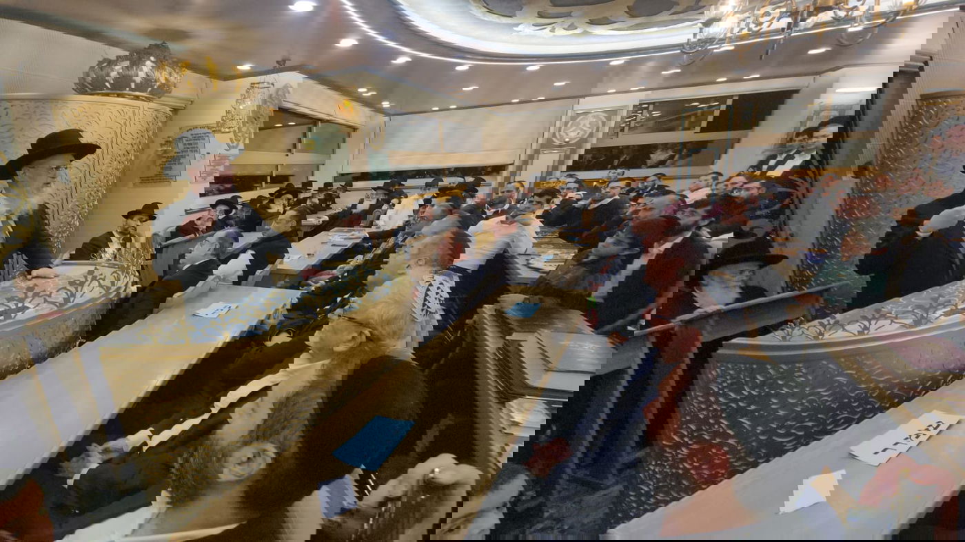 ערב ההכתרה | הראש"ל הגר"ד יוסף ביקר ב'בית הראשון לציון'