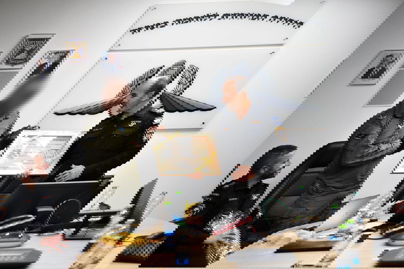 המפכ"ל דני לוי בביקור ביחידת הימ"מ