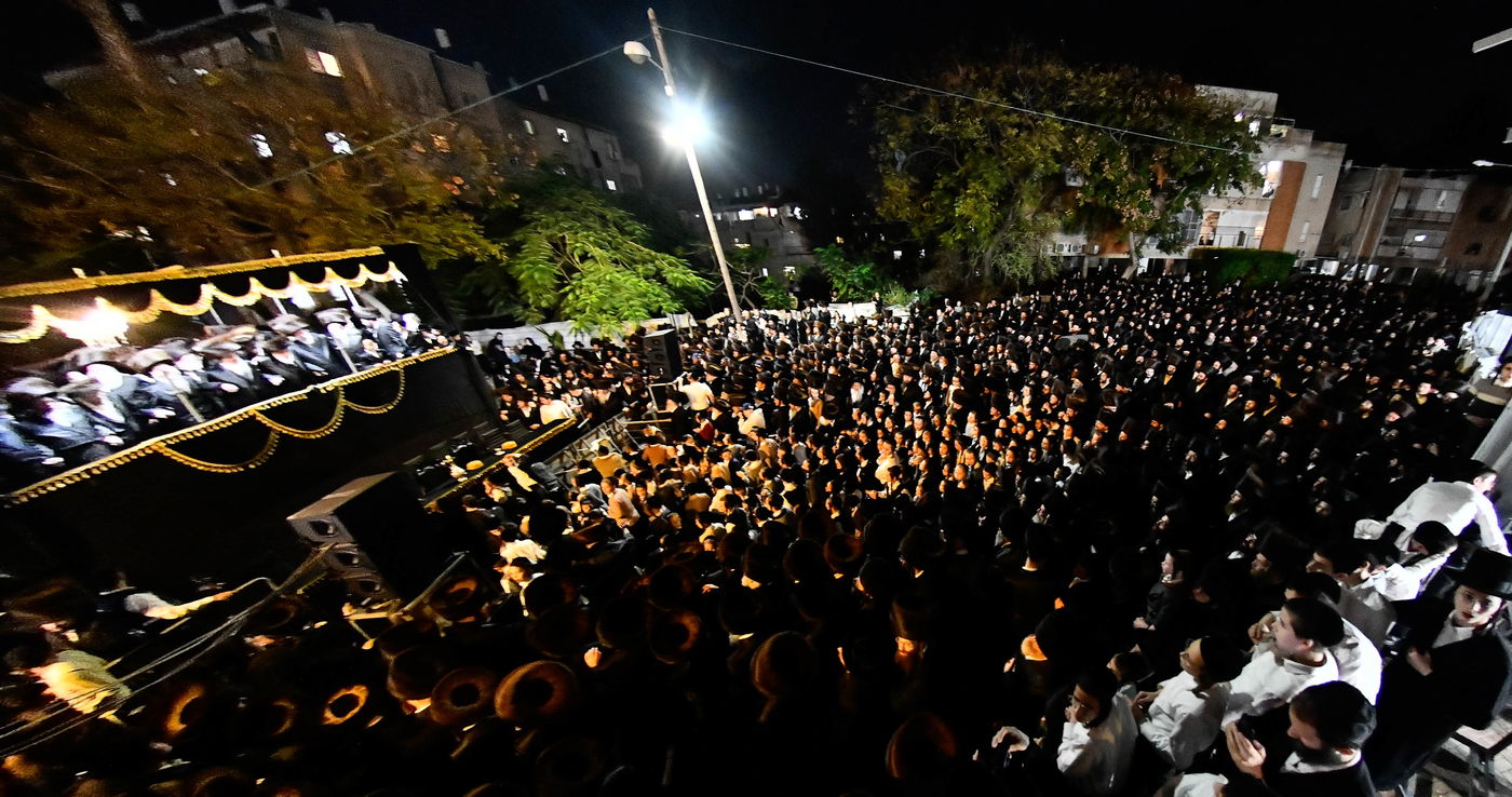 שמחת נישואי בת האדמו"ר מביאלה