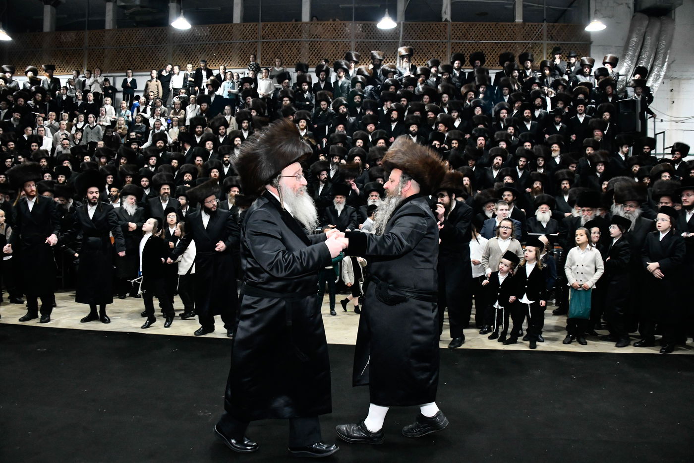 שמחת נישואי בת האדמו"ר מביאלה