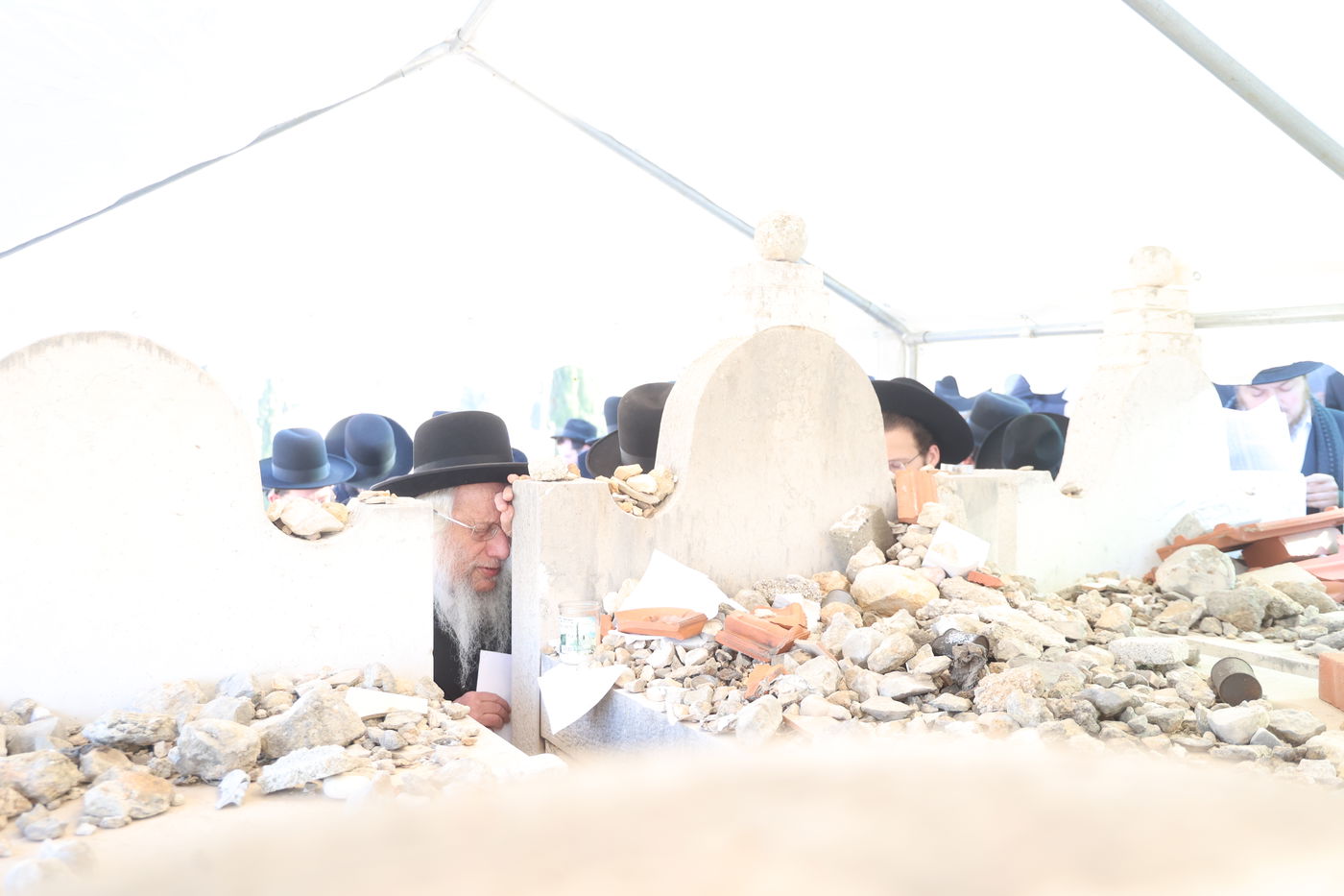 הילולת הרה"ק רבי עקיבא סופר זיע"א גאב"ד פרעשבורג 