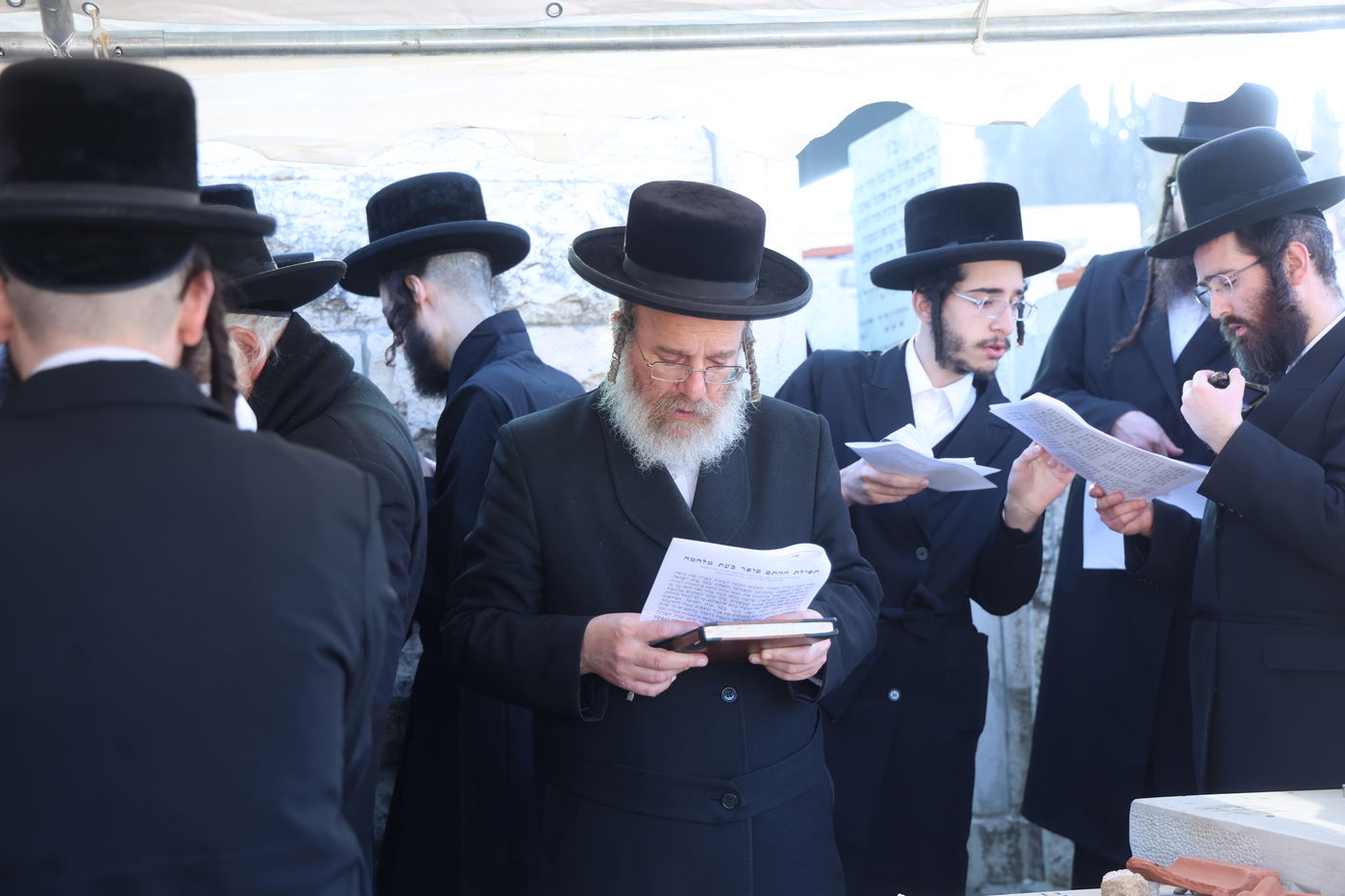 הילולת הרה"ק רבי עקיבא סופר זיע"א גאב"ד פרעשבורג 