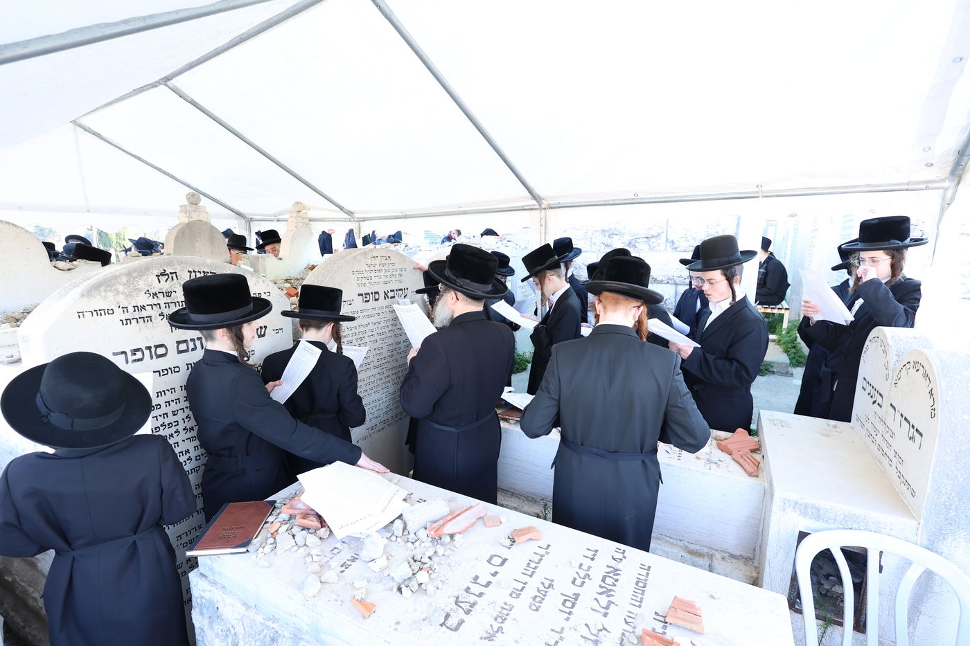 הילולת הרה"ק רבי עקיבא סופר זיע"א גאב"ד פרעשבורג 