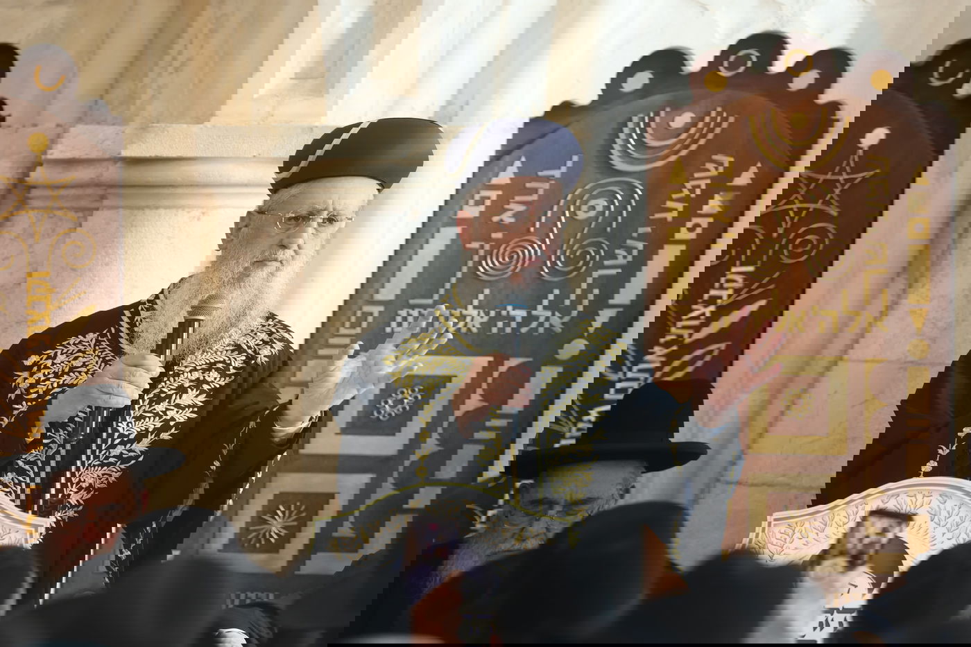 הכתרת הראש"ל הרב דוד יוסף בבית הכנסת רבי יוחנן בן זכאי