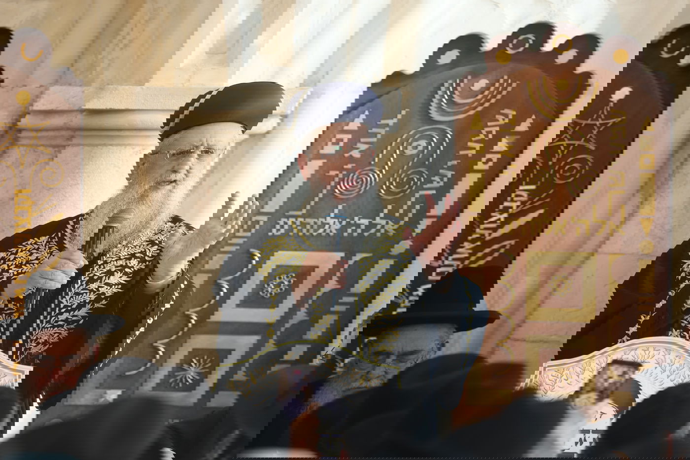 הכתרת הראש"ל הרב דוד יוסף בבית הכנסת רבי יוחנן בן זכאי