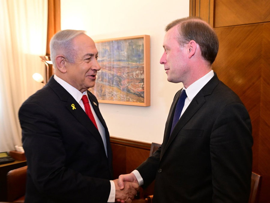על מה הם דיברו שם? ראש הממשלה נפגש עם ג'ייק סאליבן