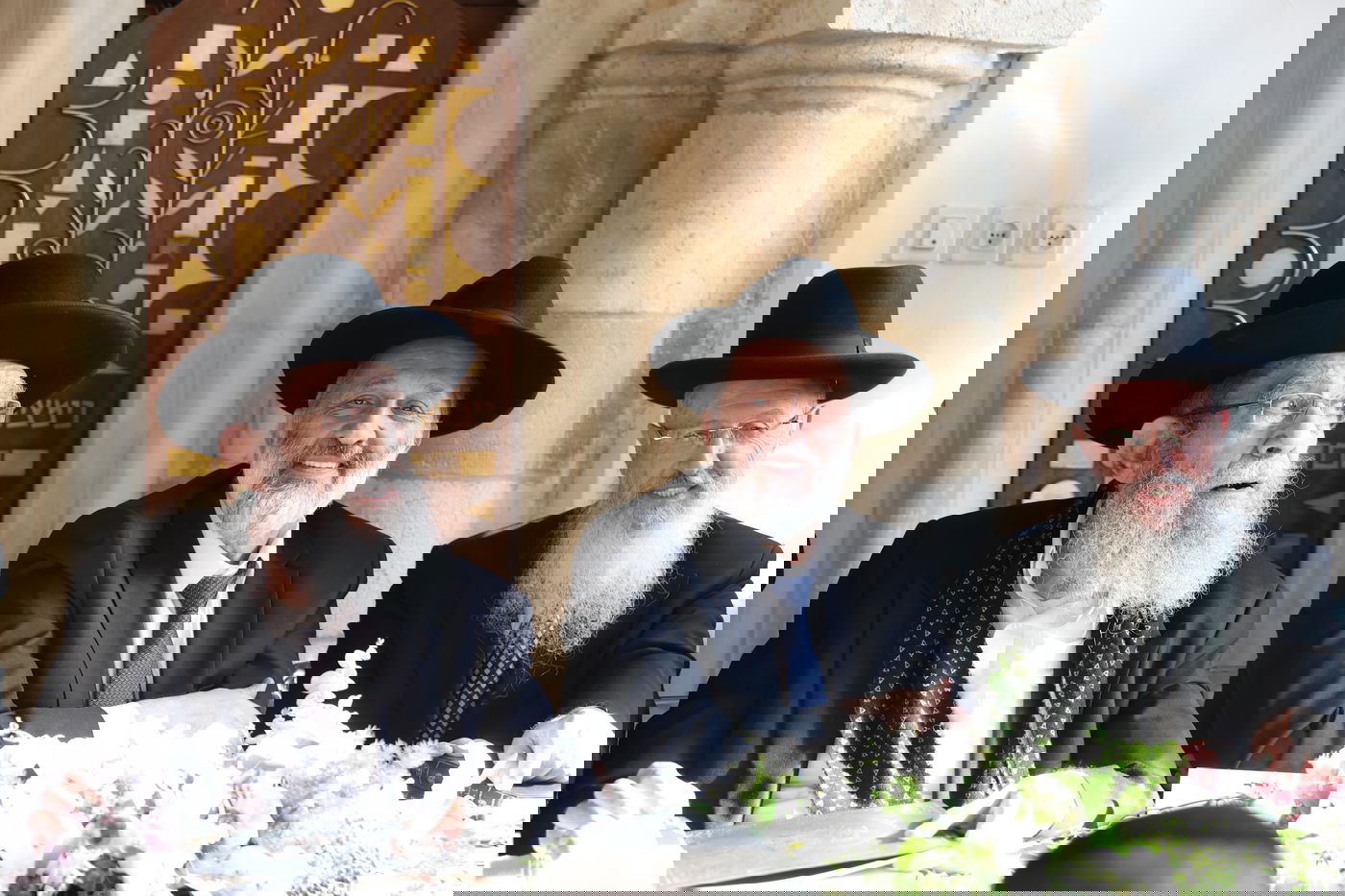 הכתרת הראש"ל הרב דוד יוסף בבית הכנסת רבי יוחנן בן זכאי