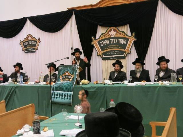 הרה"ג שלום רוקח בביקור בזק באנטווערפן