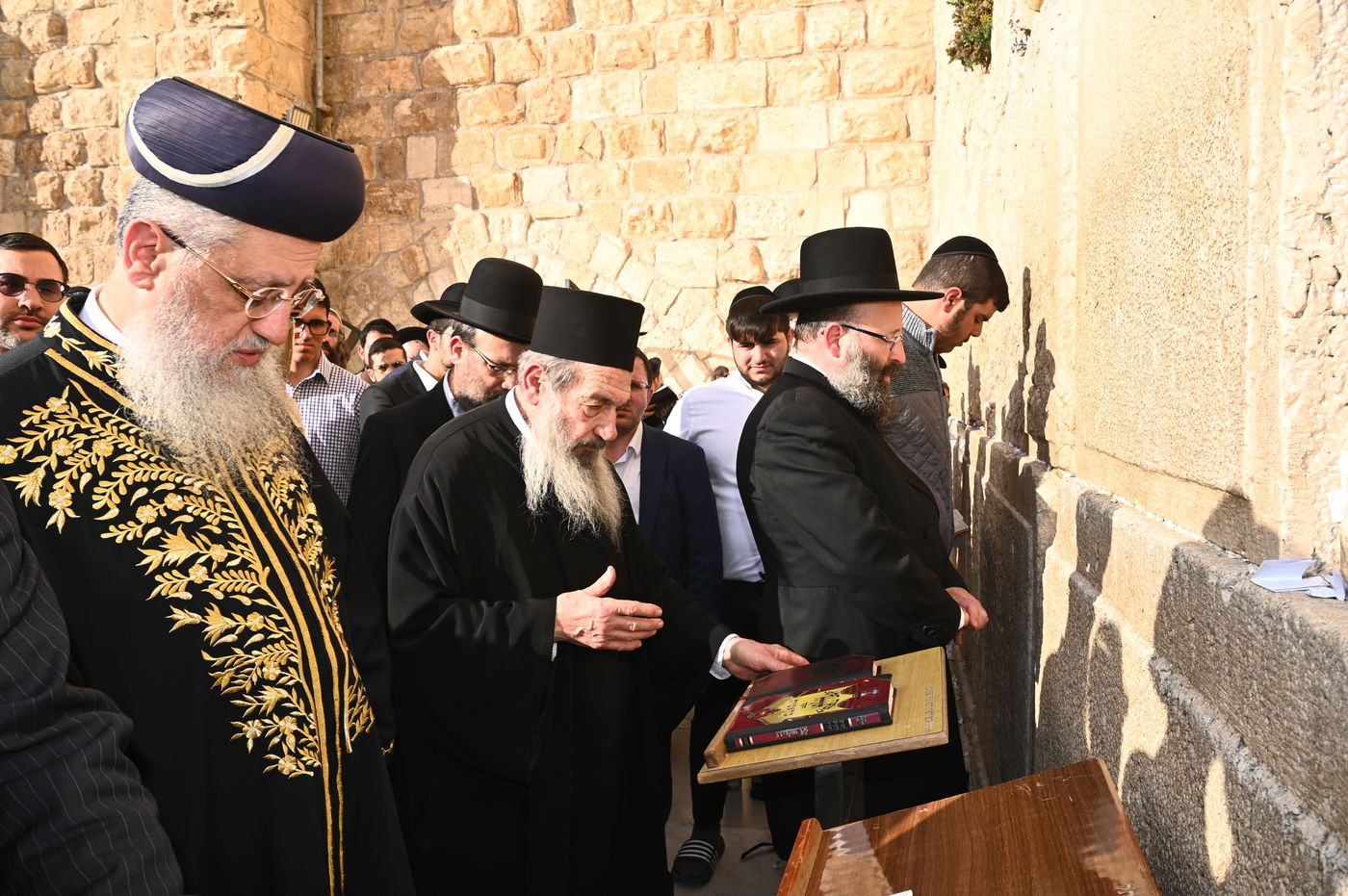 הכתרת הראש"ל הגאון הרב דוד יוסף