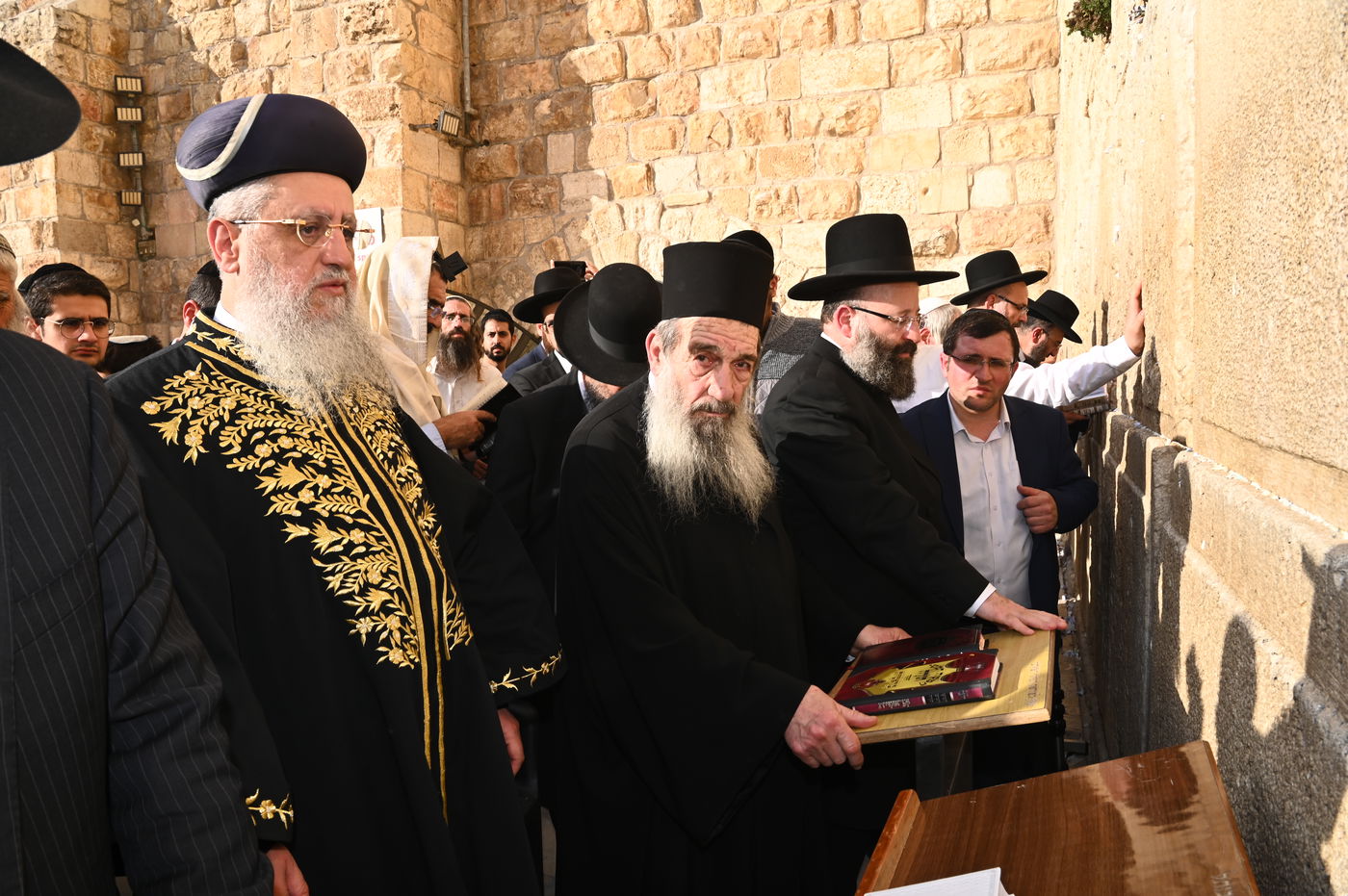 הכתרת הראש"ל הגאון הרב דוד יוסף