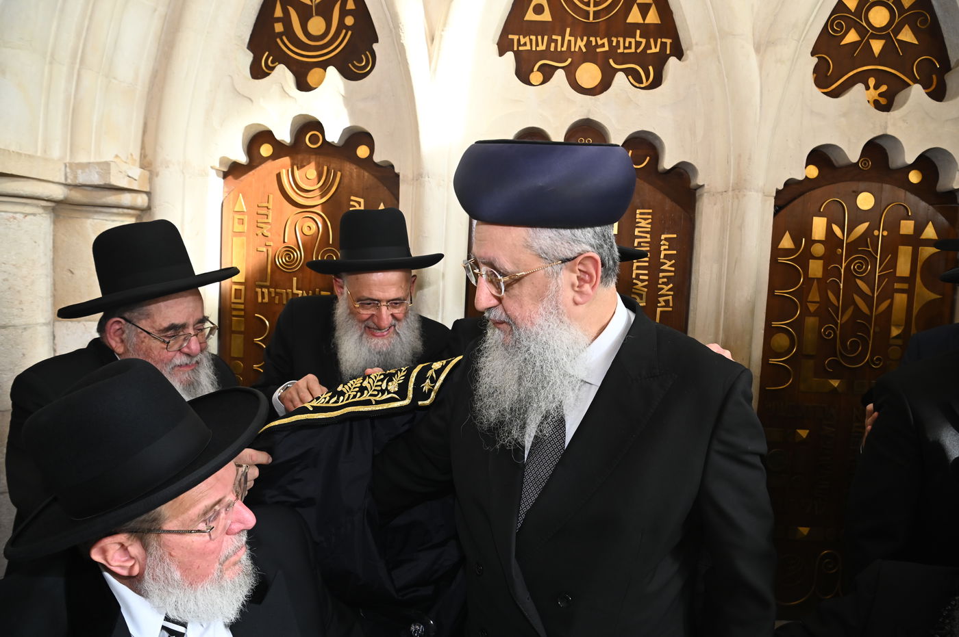 הכתרת הראש"ל הגאון הרב דוד יוסף