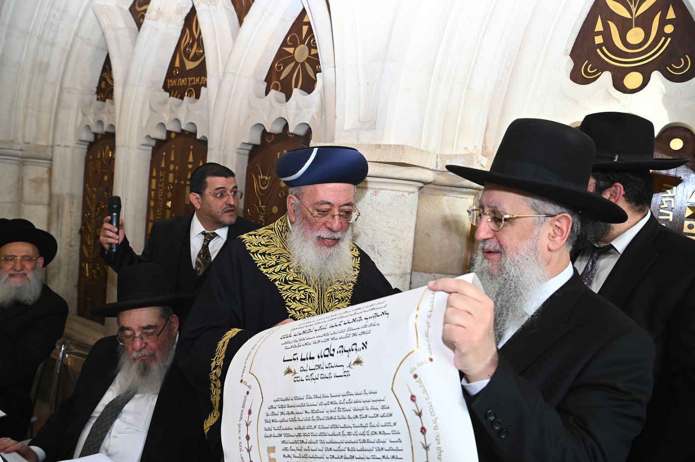 הכתרת הראש"ל הגאון הרב דוד יוסף