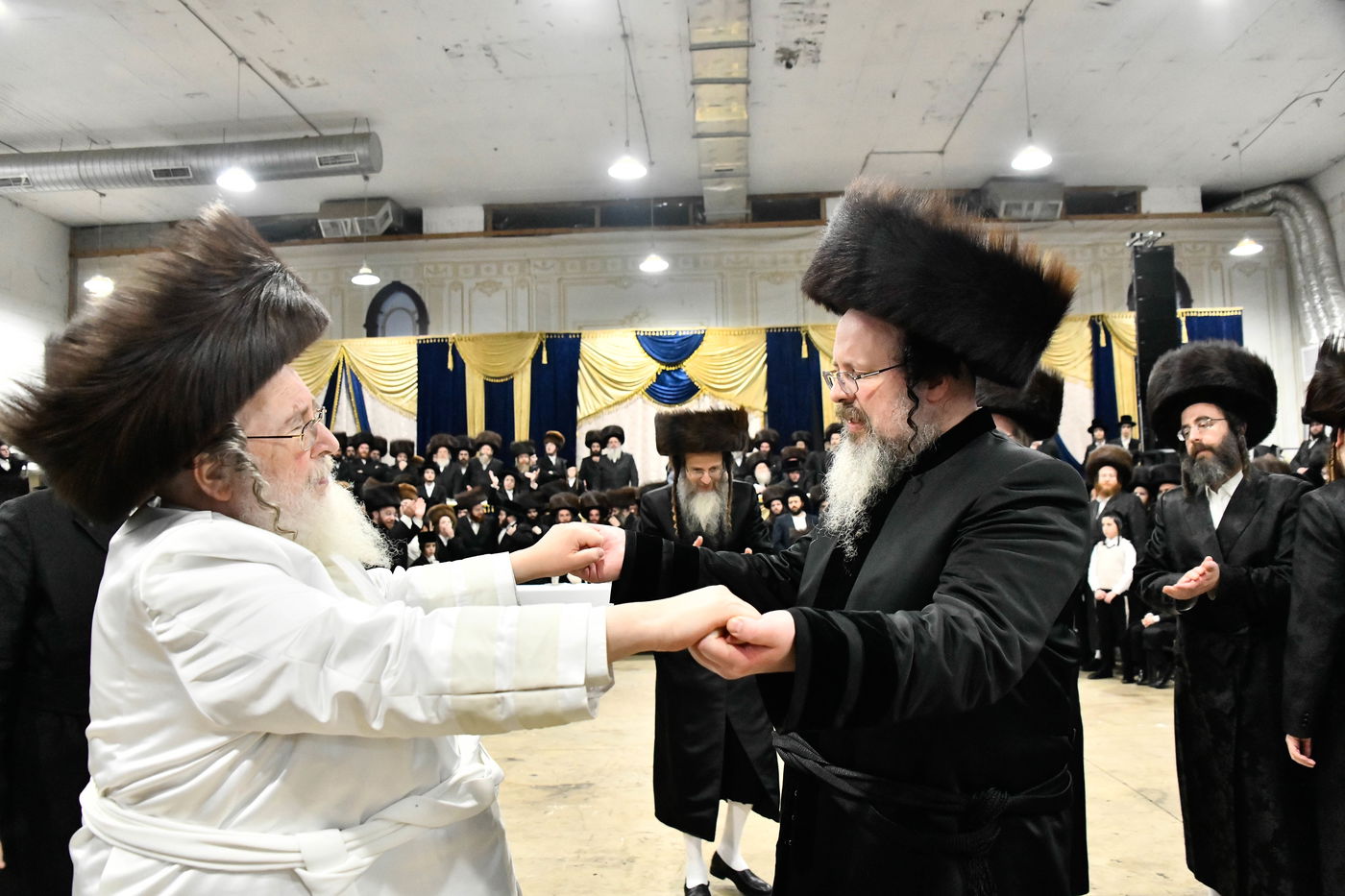 שמחת בית קרעטשניף - פרמישלן - ספינקא - רחמסטריווקא