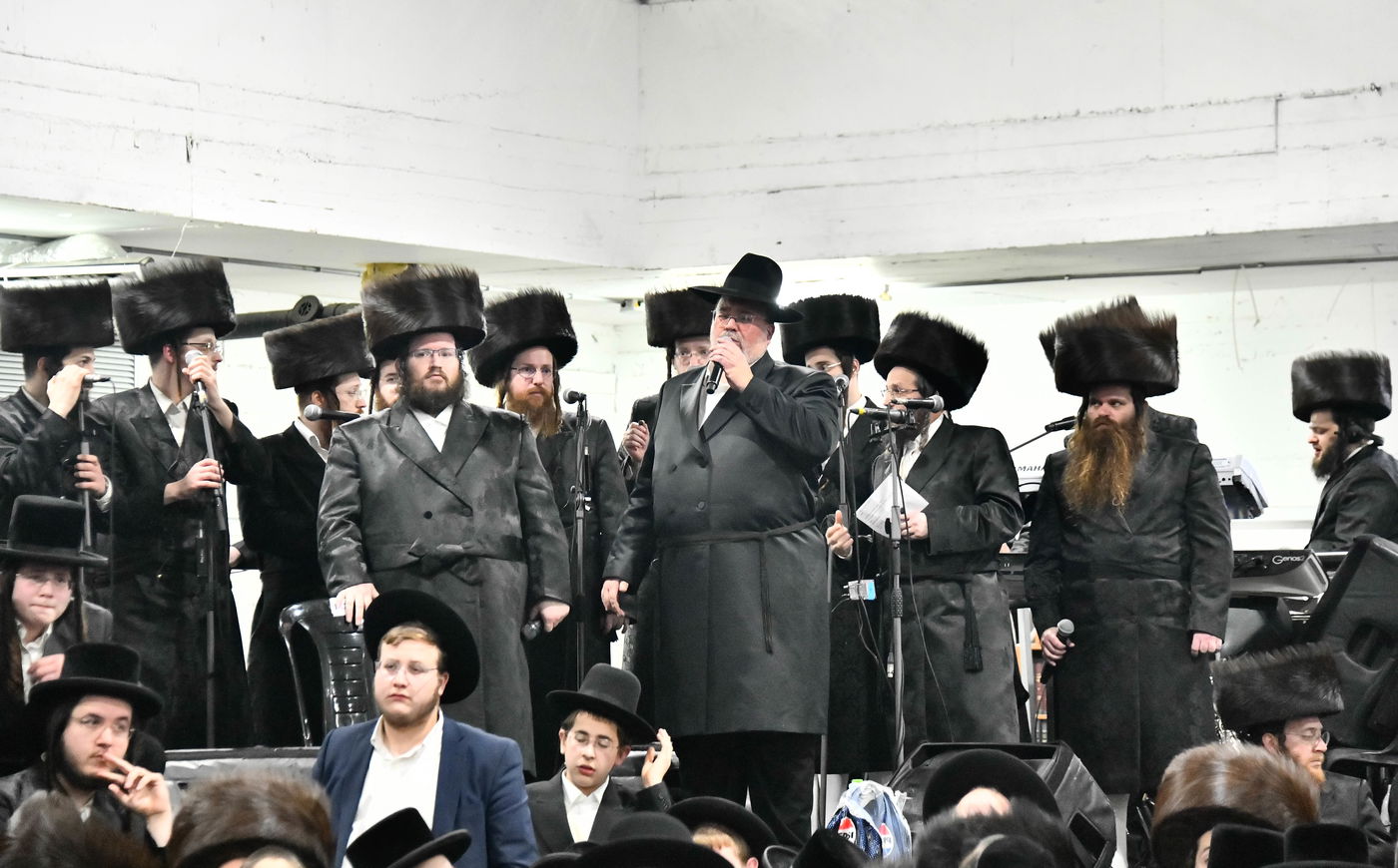 שמחת בית קרעטשניף - פרמישלן - ספינקא - רחמסטריווקא