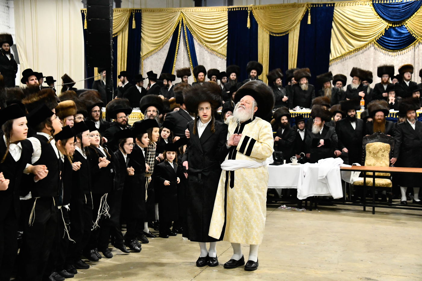 שמחת בית קרעטשניף - פרמישלן - ספינקא - רחמסטריווקא