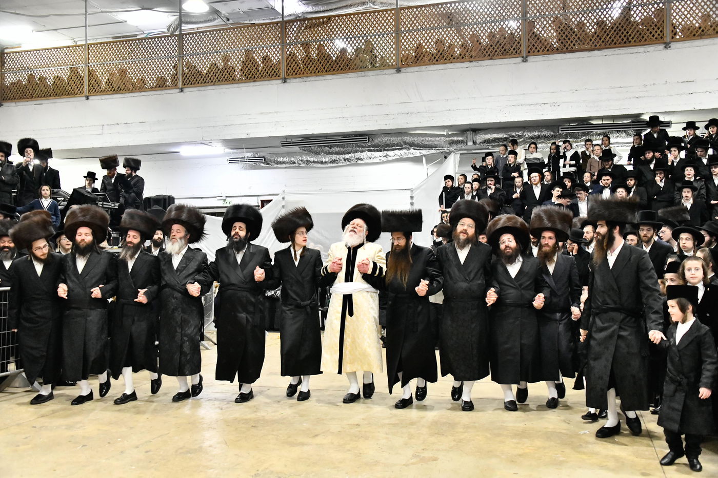 שמחת בית קרעטשניף - פרמישלן - ספינקא - רחמסטריווקא