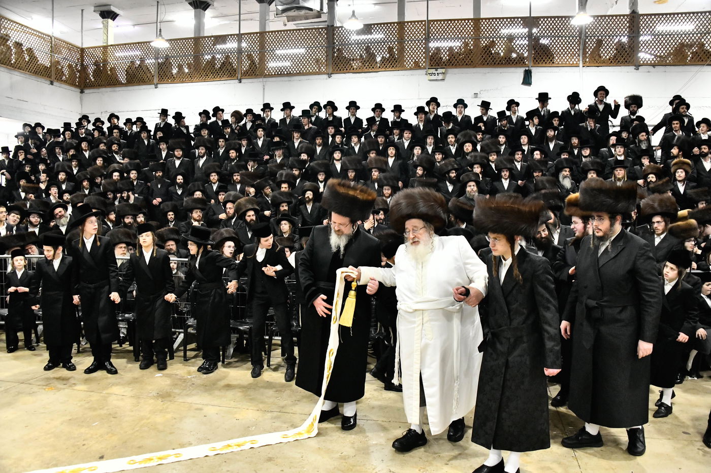 שמחת בית קרעטשניף - פרמישלן - ספינקא - רחמסטריווקא