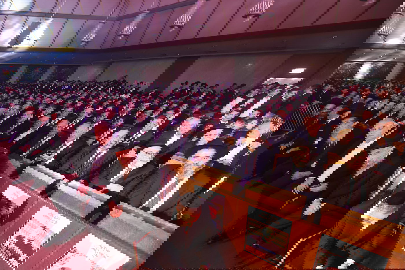 הכתרת הראש"ל הרב דוד יוסף בבית הכנסת הגדול