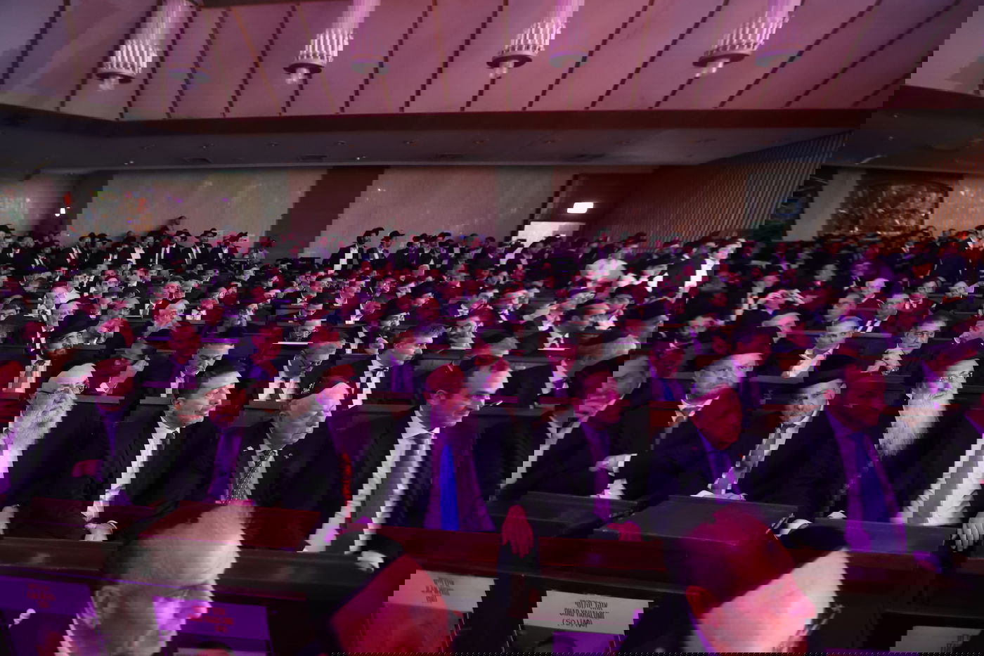 הכתרת הראש"ל הרב דוד יוסף בבית הכנסת הגדול